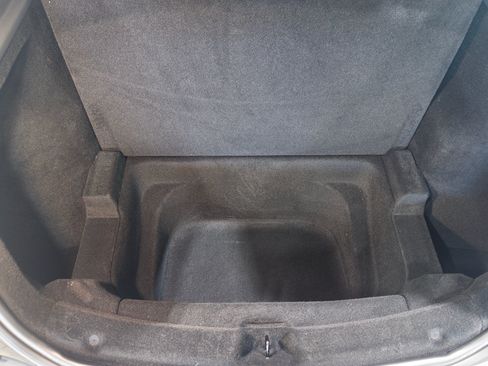 Used 2026 Tesla Model Y 2WD image 25