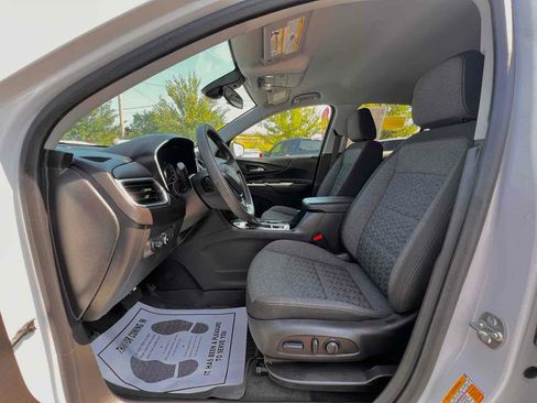 Used 2023 Chevrolet Equinox LT w/ LPO, Floor Liner Package image 14