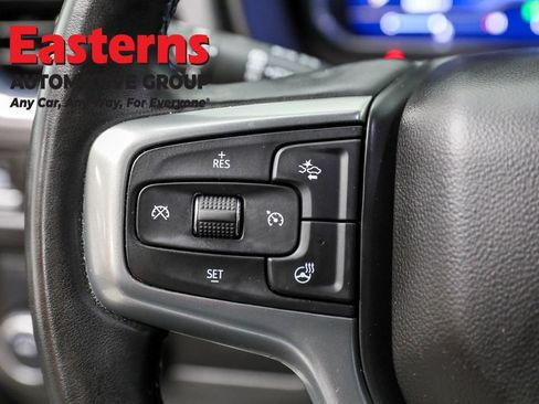 Used 2024 Chevrolet Suburban Premier image 15