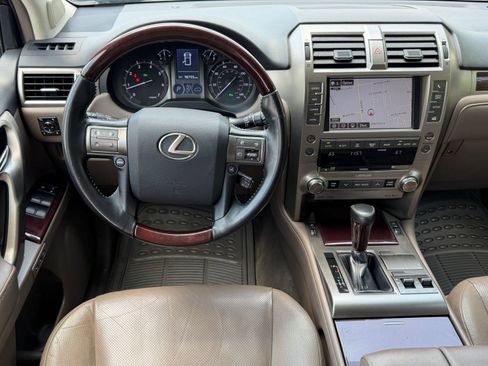 Used 2019 Lexus GX 460 Premium AWD/4WD image 30