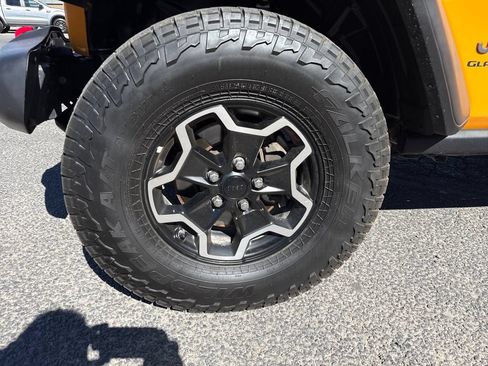 Used 2021 Jeep Gladiator Rubicon AWD/4WD image 25