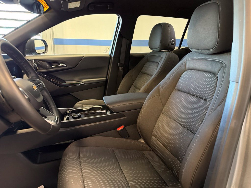 Used 2026 Chevrolet Equinox LT AWD/4WD image 20