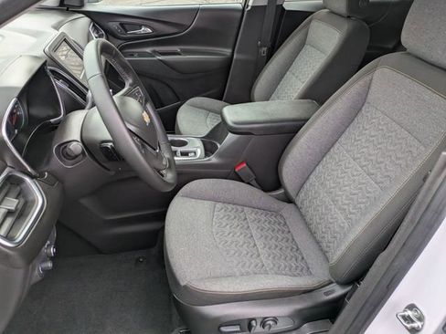 Used 2024 Chevrolet Equinox LT image 11