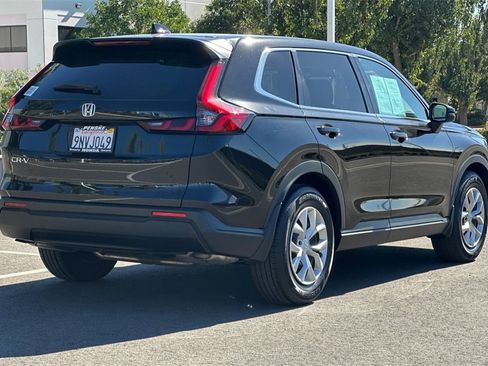 Certified 2025 Honda CR-V LX image 4