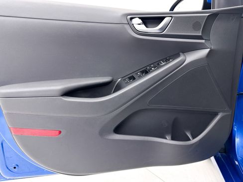 Used 2018 Hyundai Ioniq SEL w/ SEL Tech Package 02 FWD image 25