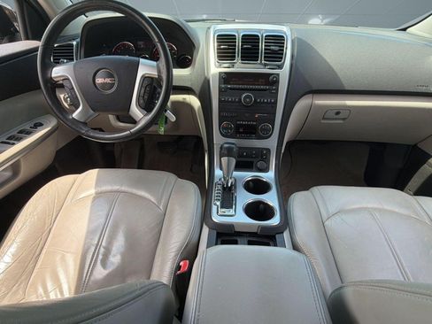 Used 2009 GMC Acadia SLT w/ Visibility Package FWD image 24