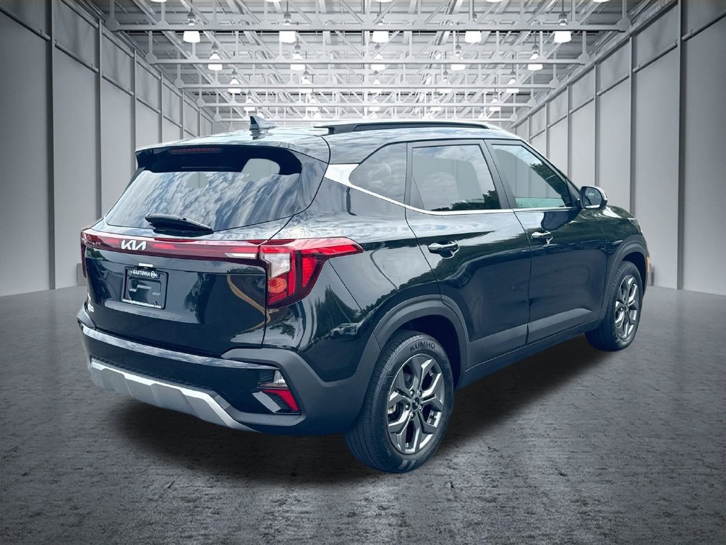 Used 2024 Kia Seltos S FWD image 8
