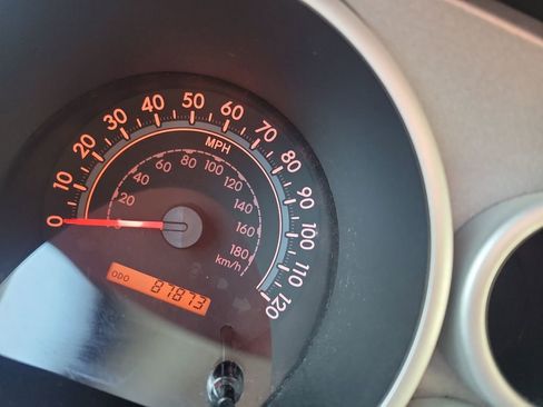 Used 2012 Toyota Tundra SR5 w/ SR5 Pkg image 31