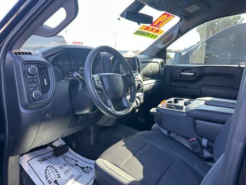 Used 2019 Chevrolet Silverado 1500 Custom Trail Boss w/ Custom Convenience Package AWD/4WD image 24