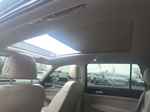 Used 2022 Volkswagen Atlas SEL image 21