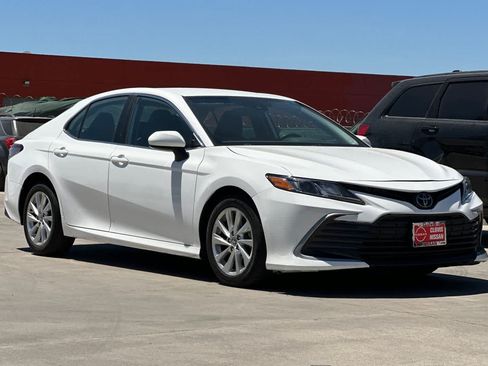 Used 2023 Toyota Camry LE w/ Protection Package (Q2) (TMS) FWD image 10