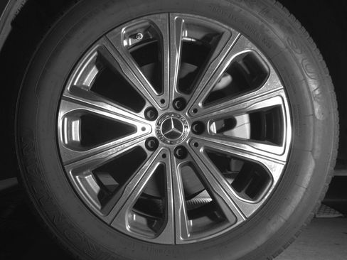 Used 2024 Mercedes-Benz GLC 300 4MATIC image 12