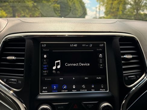 Used 2018 Jeep Grand Cherokee SRT w/ Trailer Tow Group IV AWD/4WD image 15