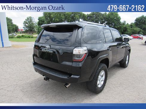 Used 2023 Toyota 4Runner SR5 AWD/4WD image 13