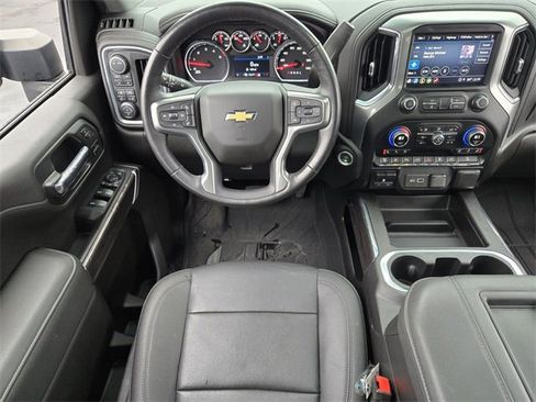 Used 2022 Chevrolet Silverado 2500 LTZ w/ LTZ Convenience Package image 15