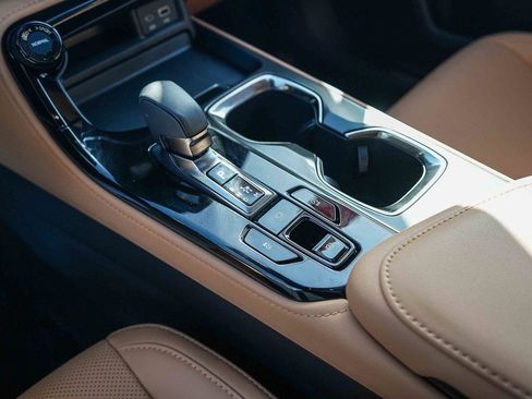 Used 2025 Lexus NX 250 FWD w/ Accessory Package (Z1) image 19