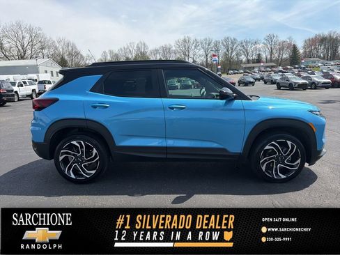 Used 2025 Chevrolet TrailBlazer RS w/ Convenience Package image 1