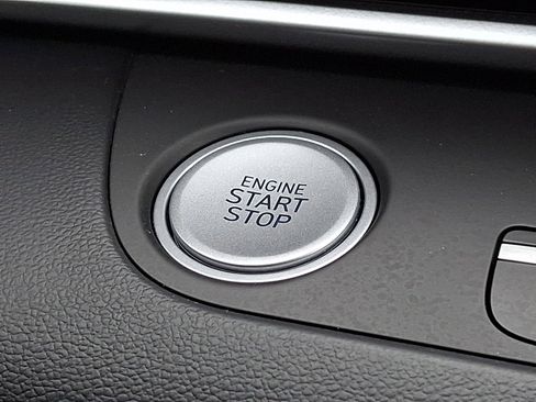 Used 2023 Hyundai Elantra SEL w/ Convenience Package image 23