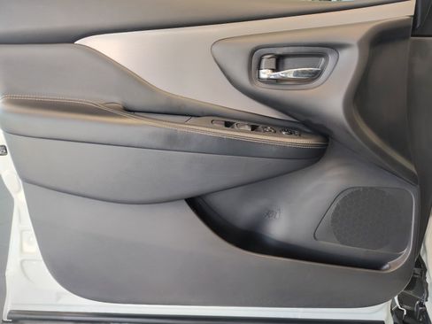 Used 2022 Nissan Murano SV w/ SV Midnight Edition Package FWD image 26