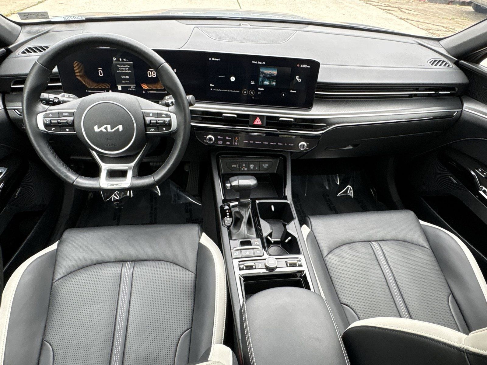 Used 2025 Kia K5 GT-Line w/ GT-Line Premium Package AWD/4WD image 32
