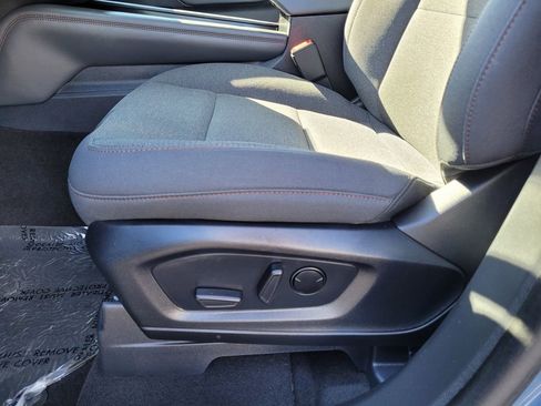 Used 2025 Ford Explorer Active image 13