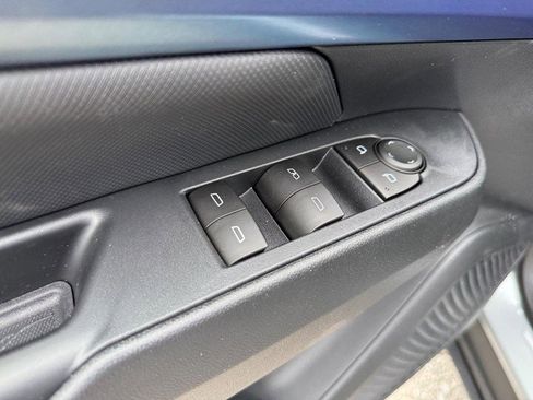 New 2026 Chevrolet Equinox EV LT image 11