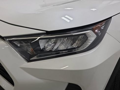Certified 2021 Toyota RAV4 XLE Premium AWD/4WD image 25