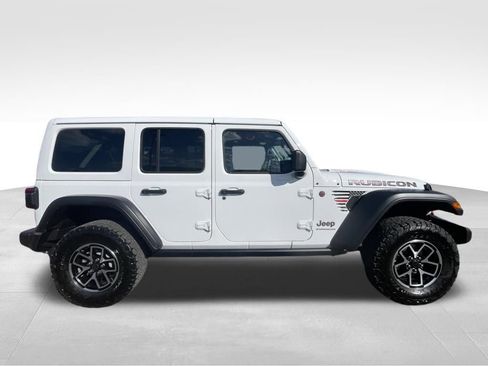 Used 2025 Jeep Wrangler Unlimited Rubicon w/ Safety Group image 12