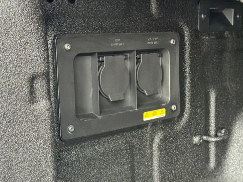 Used 2024 Ford Ranger Lariat w/ FX4 Off-Road Package image 19