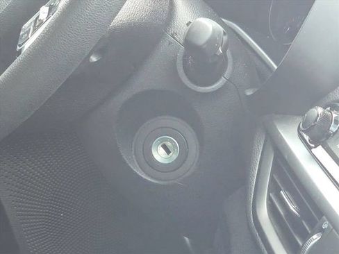 Used 2024 Kia Forte LXS w/ LXS Technology Package FWD image 31