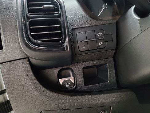 Used 2025 RAM ProMaster 2500 w/ Convenience Group FWD image 27