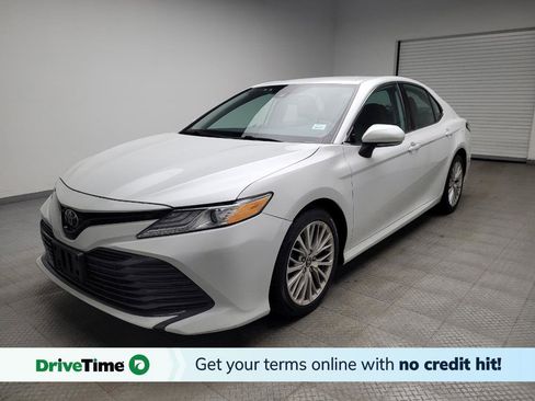 Used 2019 Toyota Camry XLE image 1
