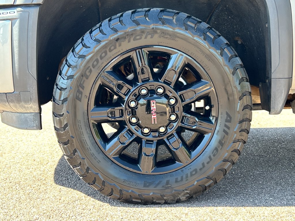 Used 2024 GMC Sierra 2500 AT4 w/ Technology Package AWD/4WD image 25