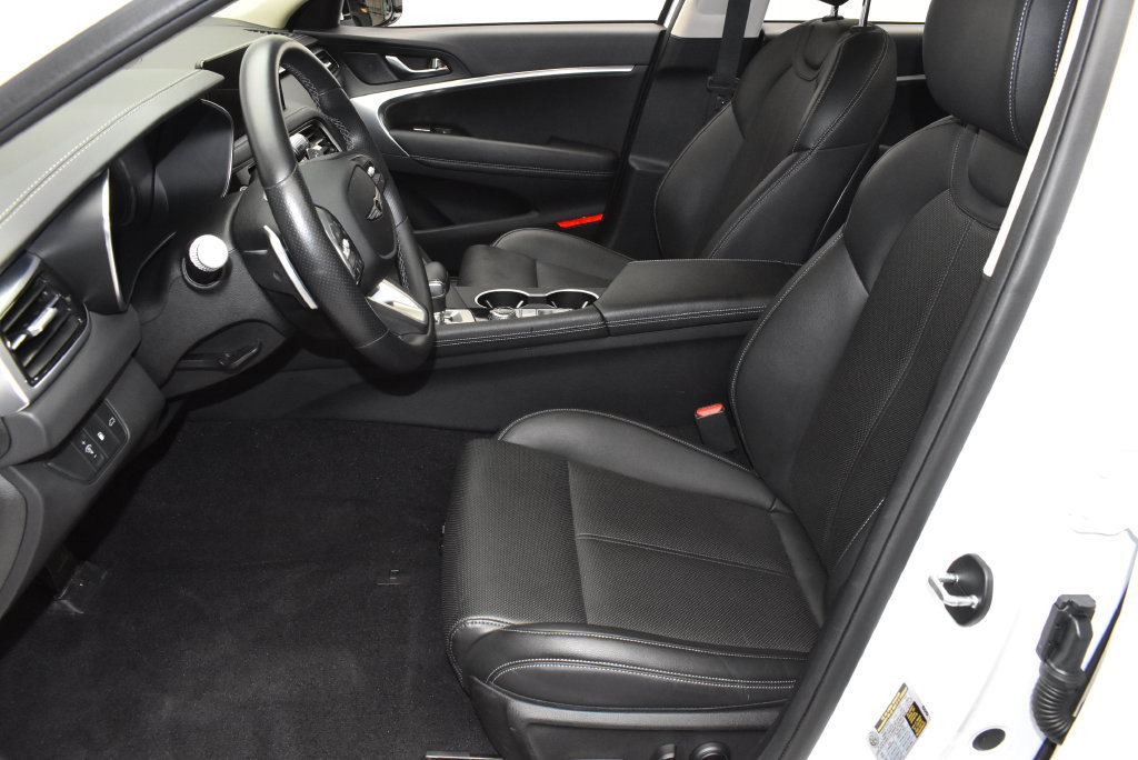 Used 2025 Genesis G70 2.5T AWD/4WD image 14