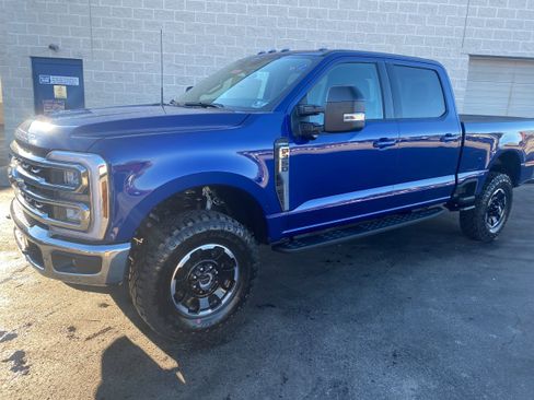 New 2026 Ford F350 Lariat w/ Tremor Off-Road Package image 3