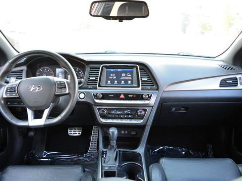 Used 2019 Hyundai Sonata Sport FWD image 18