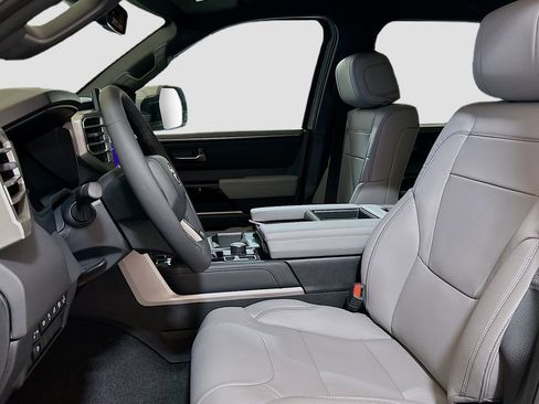 New 2026 Toyota Tundra Limited AWD/4WD image 21