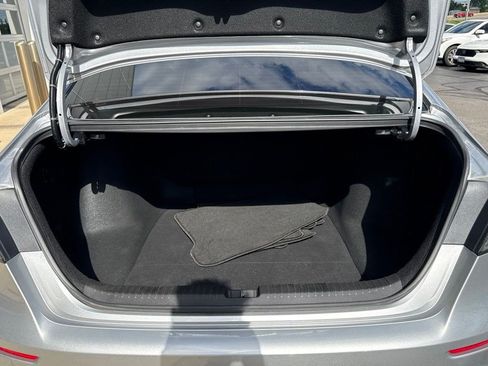 Used 2023 Honda Accord Sport image 7