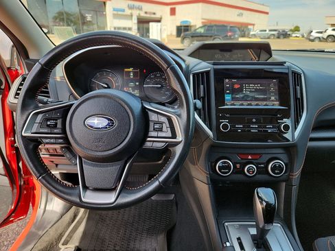 Used 2023 Subaru Crosstrek 2.0i Premium image 12