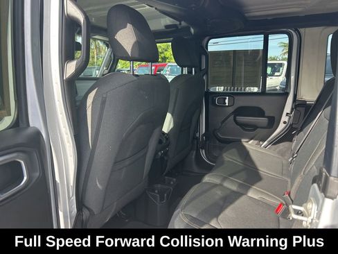 Used 2024 Jeep Wrangler Unlimited Sport AWD/4WD image 30