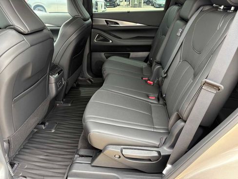 New 2026 INFINITI QX60 Luxe FWD image 11