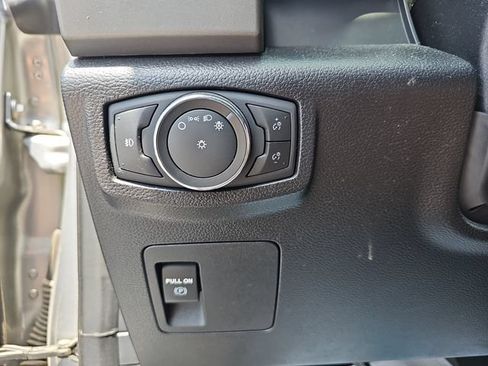 Used 2021 Ford Expedition XLT RWD image 30