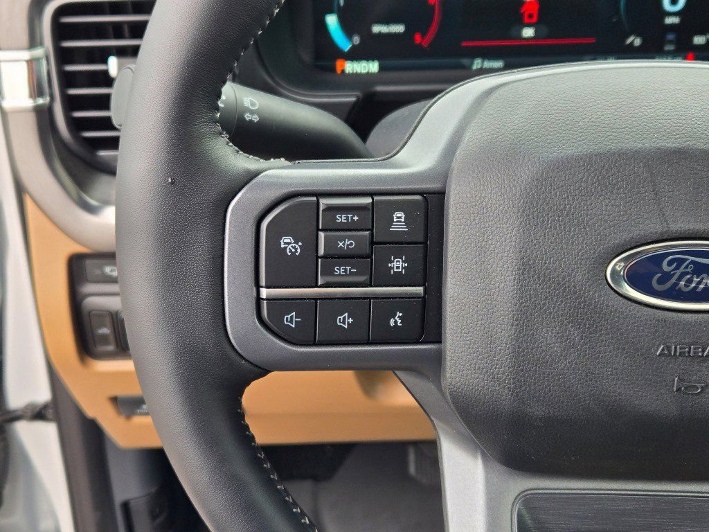 Used 2024 Ford F350 Lariat w/ Lariat Ultimate Package AWD/4WD image 28