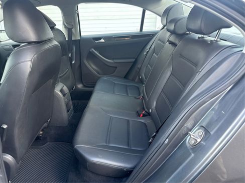 Used 2017 Volkswagen Jetta SEL image 13