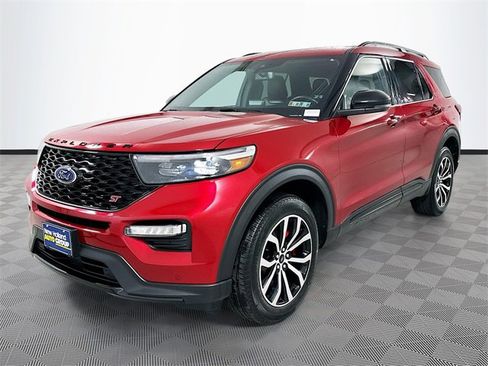 Certified 2024 Ford Explorer ST w/ Equipment Group 401A image 3