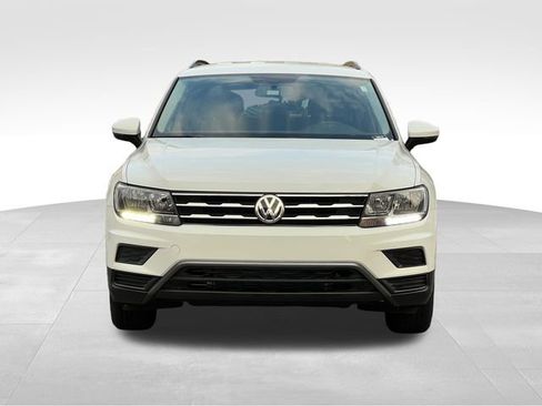 Used 2019 Volkswagen Tiguan S image 9