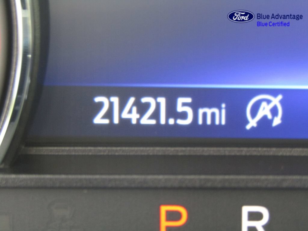 Used 2024 Ford Explorer XLT w/ Equipment Group 202A AWD/4WD image 19