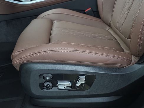 New 2026 BMW X5 xDrive50e w/ Executive Package AWD/4WD image 28
