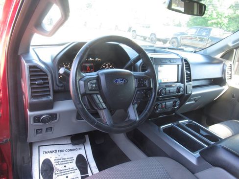 Used 2018 Ford F150 XLT w/ Equipment Group 302A Luxury AWD/4WD image 17