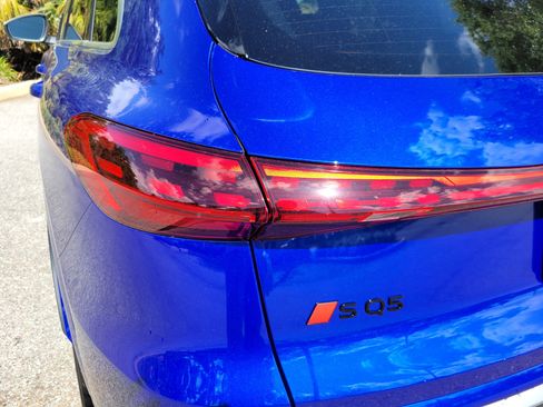 New 2026 Audi SQ5 Premium Plus image 10